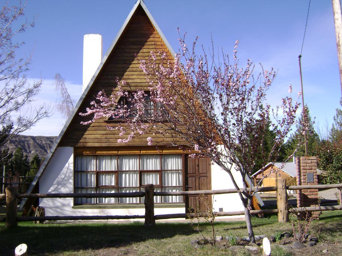 Villa Complejo La Cautiva à Esquel Extérieur photo