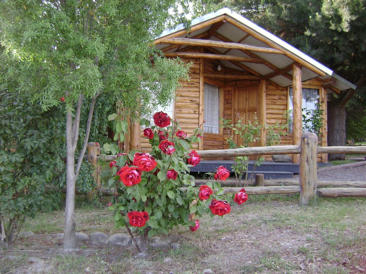 Villa Complejo La Cautiva à Esquel Extérieur photo